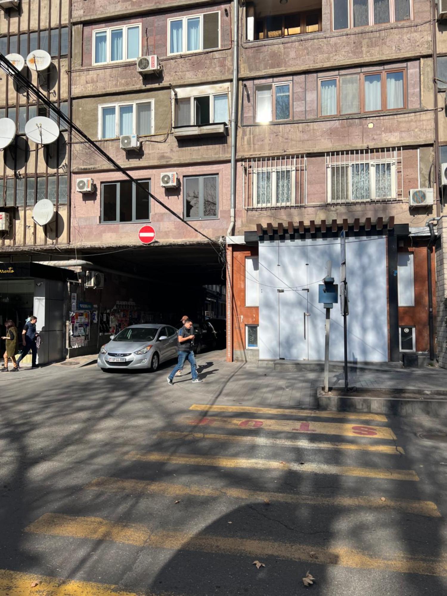 Guest House Northern Avenue Erivan Exterior foto