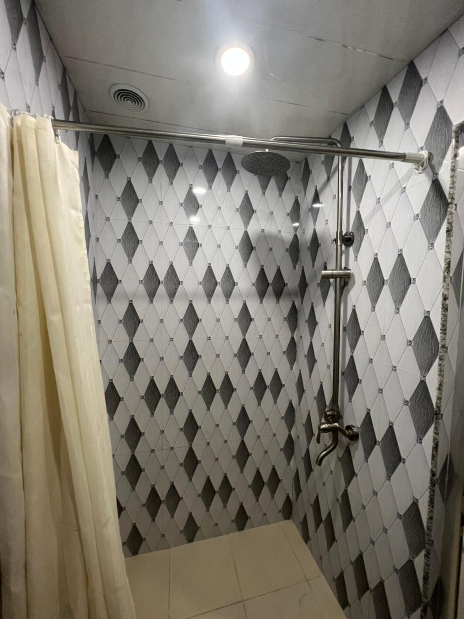 Guest House Northern Avenue Erivan Exterior foto