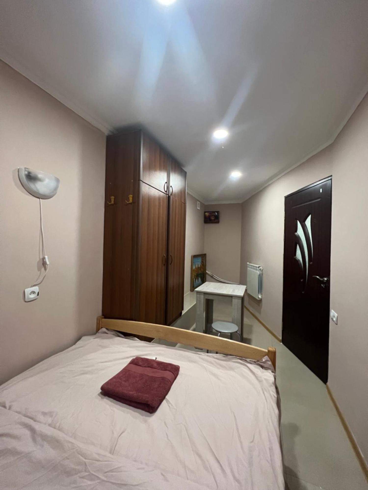 Guest House Northern Avenue Erivan Exterior foto