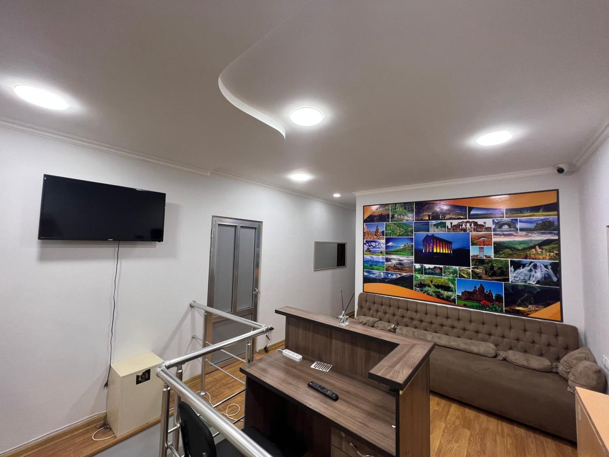 Guest House Northern Avenue Erivan Exterior foto